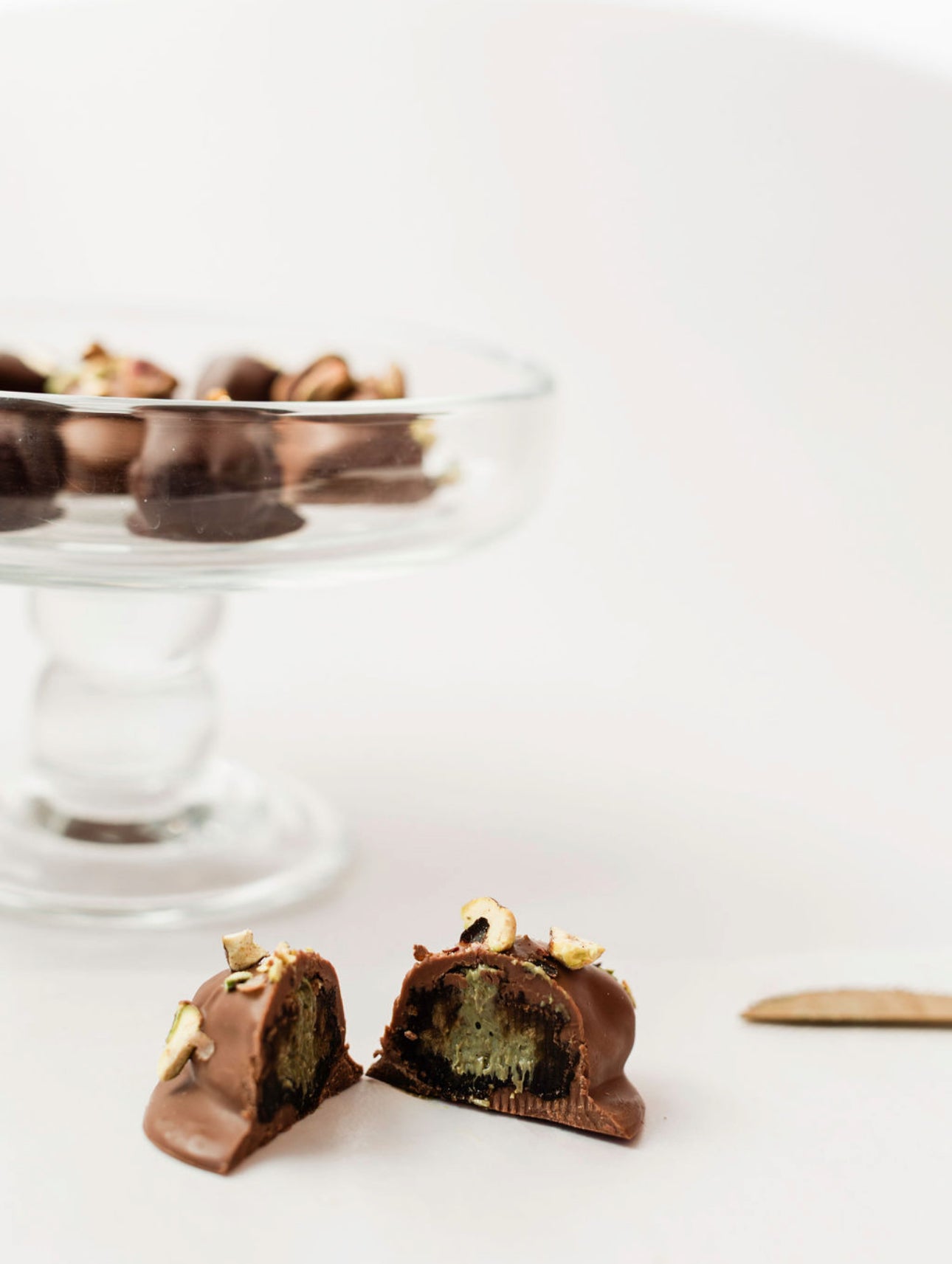 Kunafa Pistachio Dates