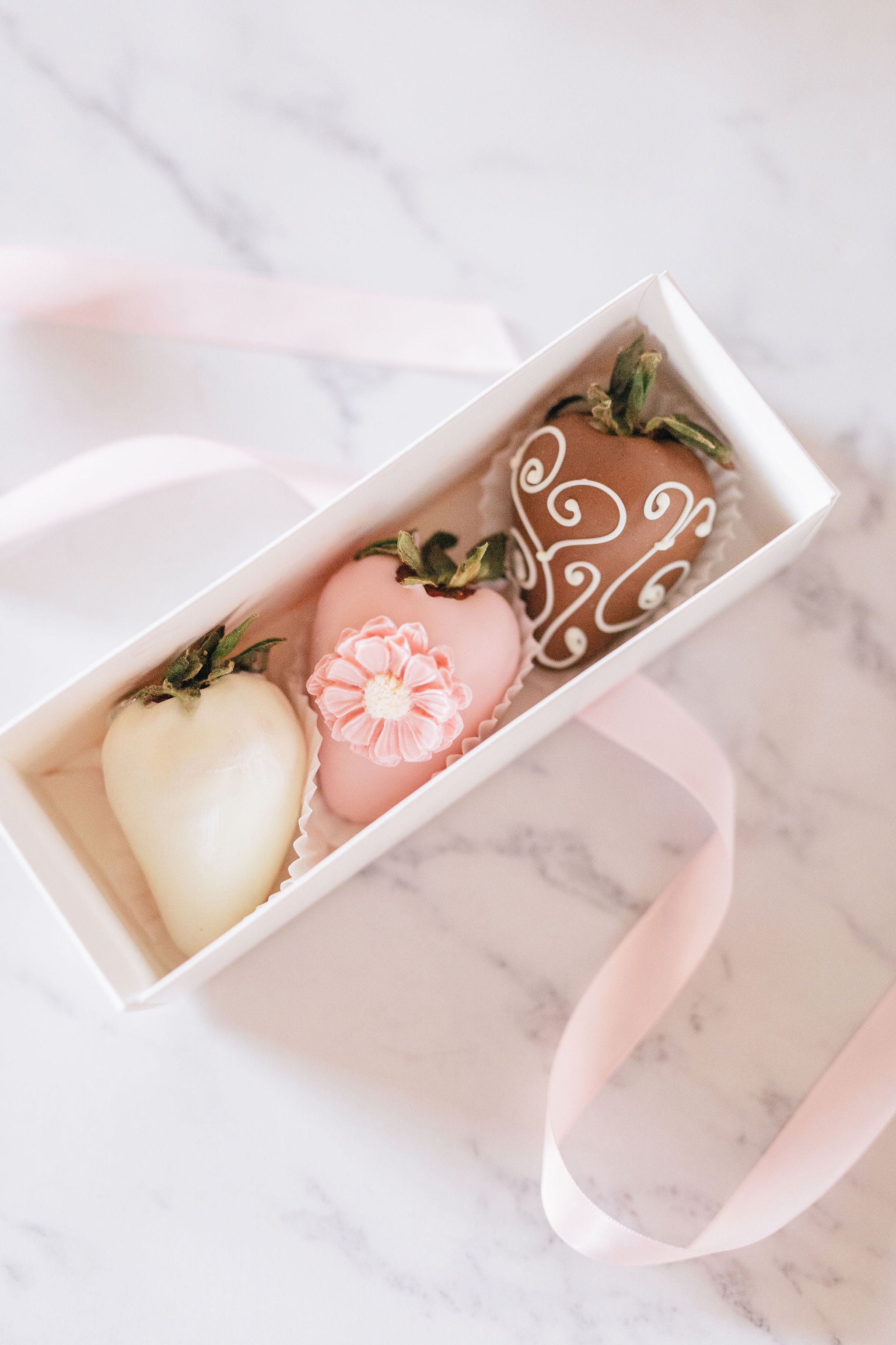 Dip the Tip Desserts X Olaeda Gift Set